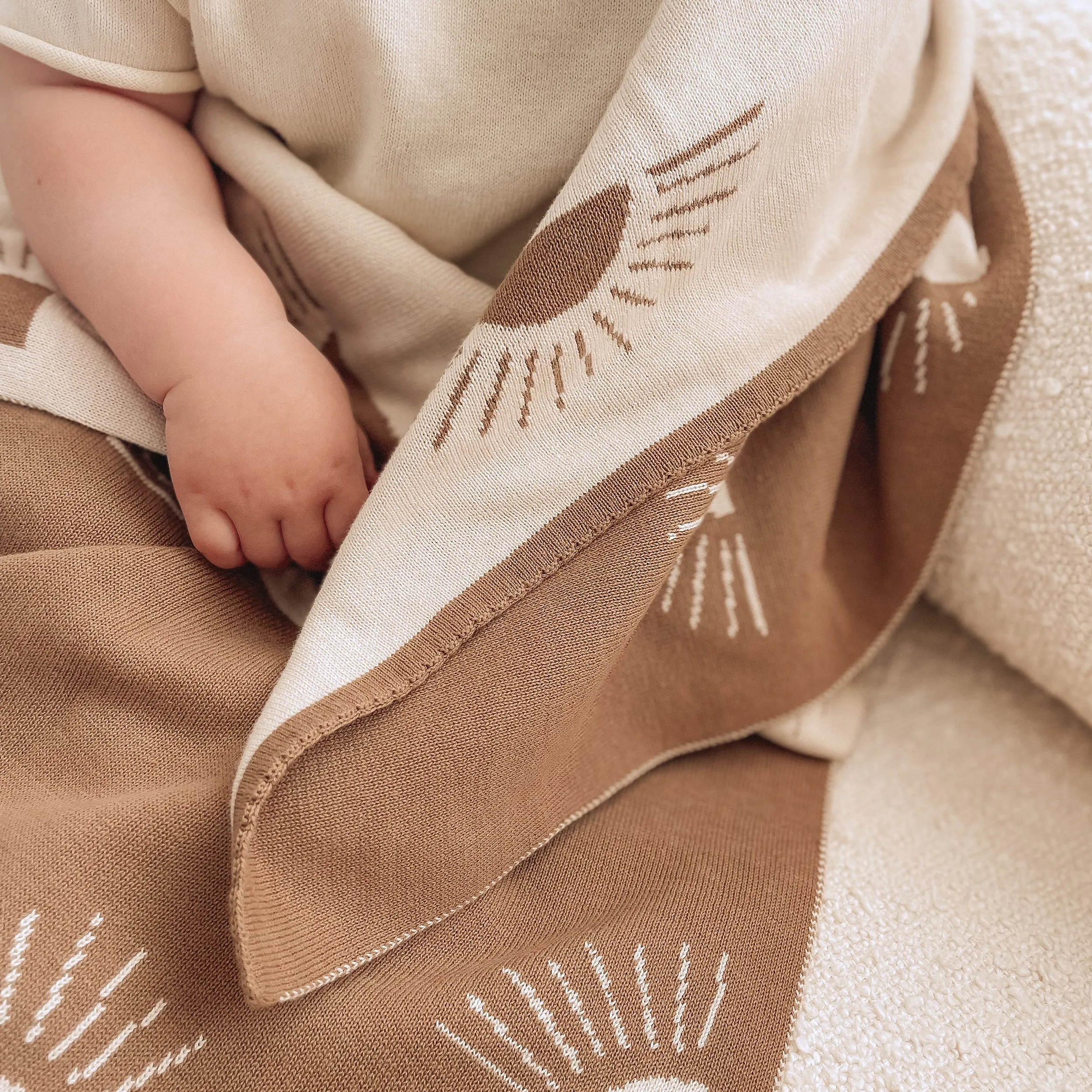 Fox & Fallow Reversible Blanket - Suns/Coffee