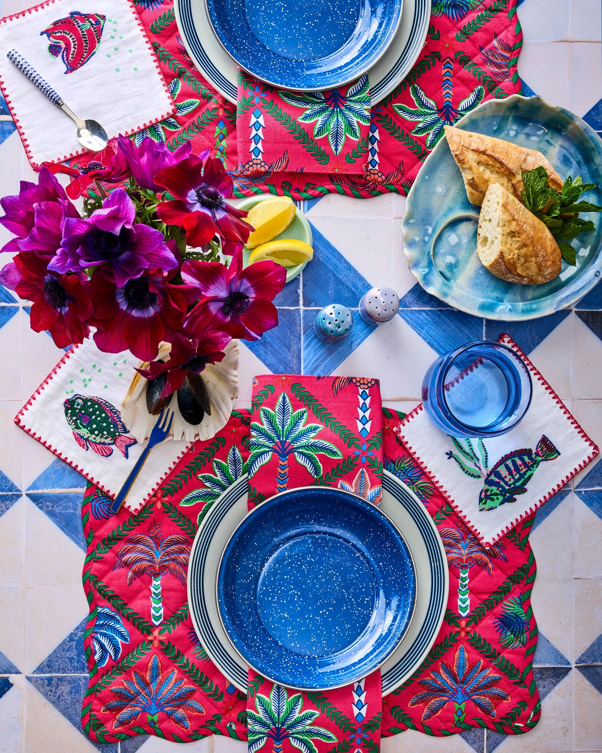 Palm Tree Paradise - Placemats Set Of 4 - Cocktail Umbrella